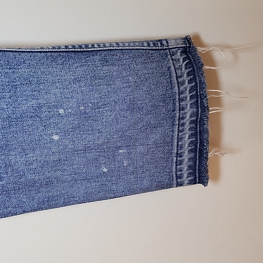 Amo Babe Forget Me Not Straight cropped Blue Distressed Women Jeans Size 28 - Picture 11 of 16